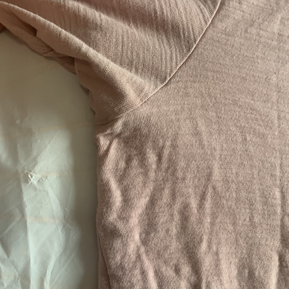 Divided  woman’s pink tshirt size medium - Picture 6 of 10